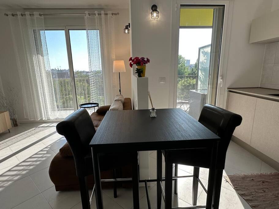 Elysion - Park View Apartment ميلان المظهر الخارجي الصورة