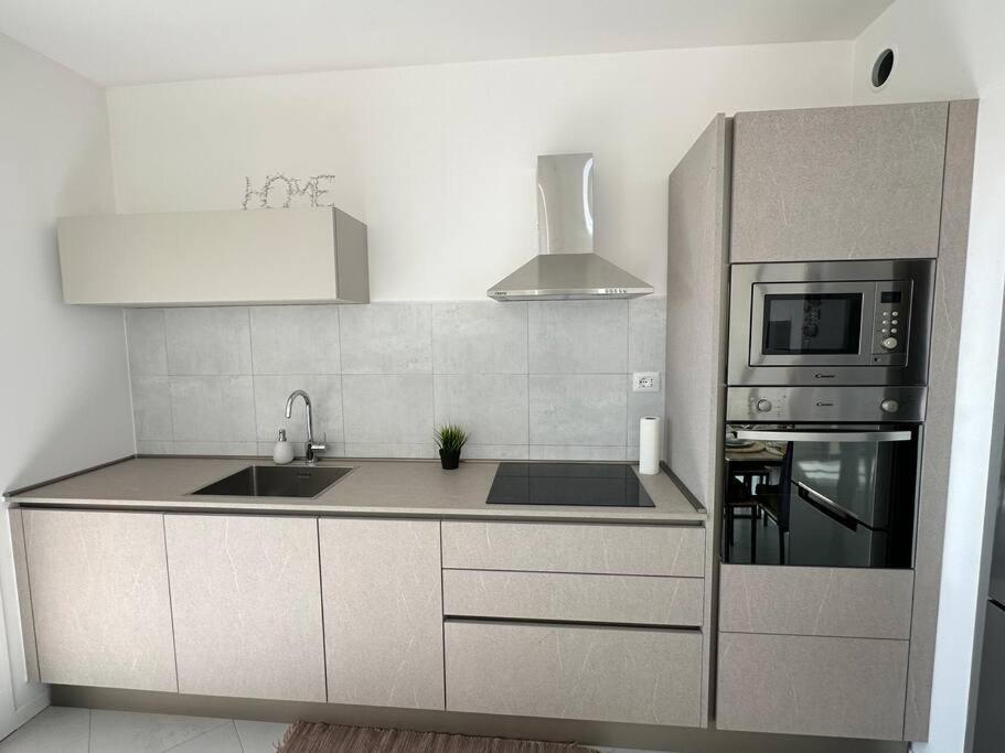 Elysion - Park View Apartment ميلان المظهر الخارجي الصورة